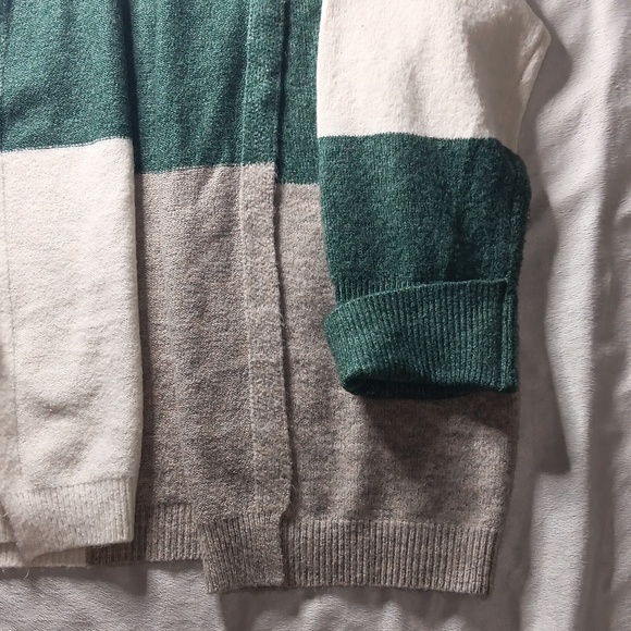 Entro 1 X Cardigan - Picture 4 of 6